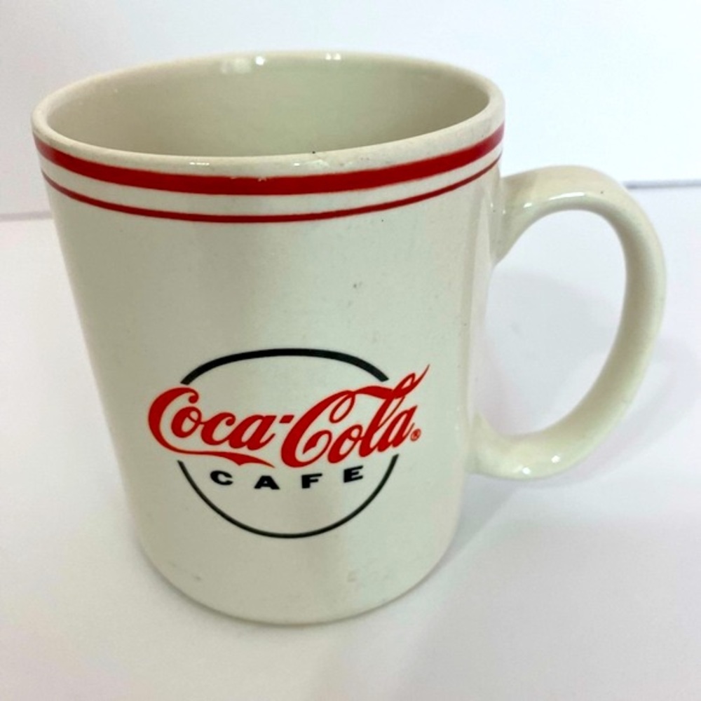 Coca-Cola Brand Dinnerware Mug 10 oz